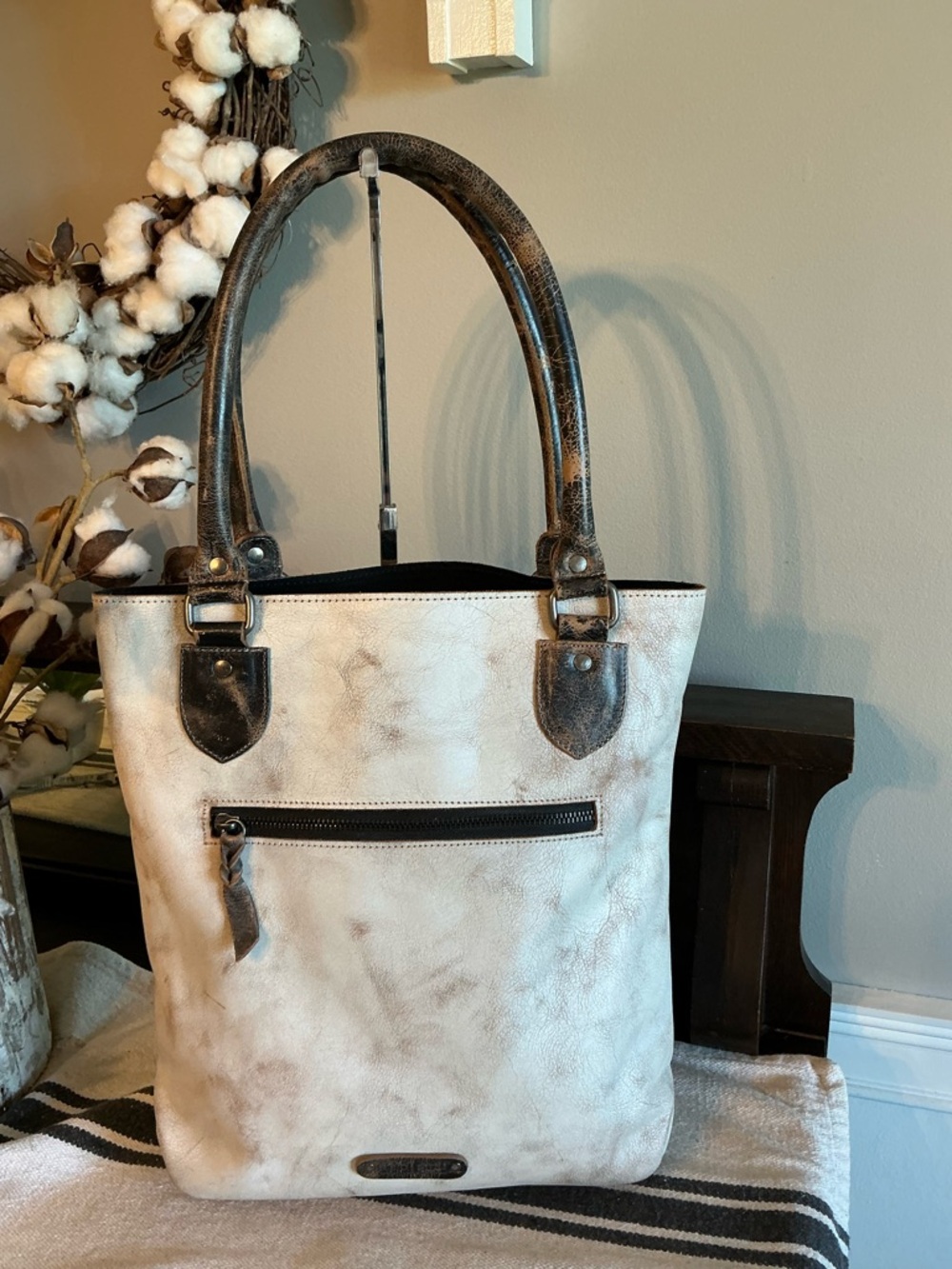 NWOT Bed Stu Italic Leather Shoulder Bag Tote Nectar Lux Black Lux MSRP $345 - Picture 5 of 14